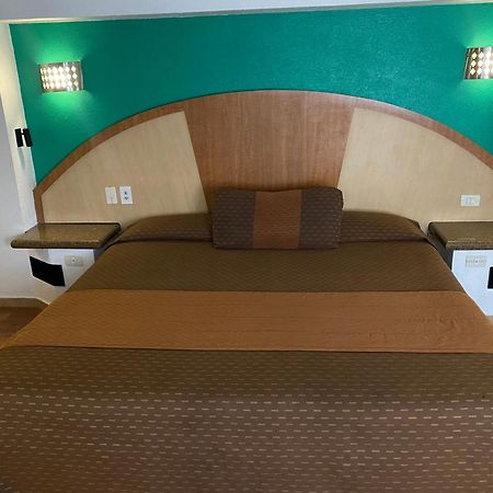 Hotel Villa De Madrid Meksyk Zewnętrze zdjęcie