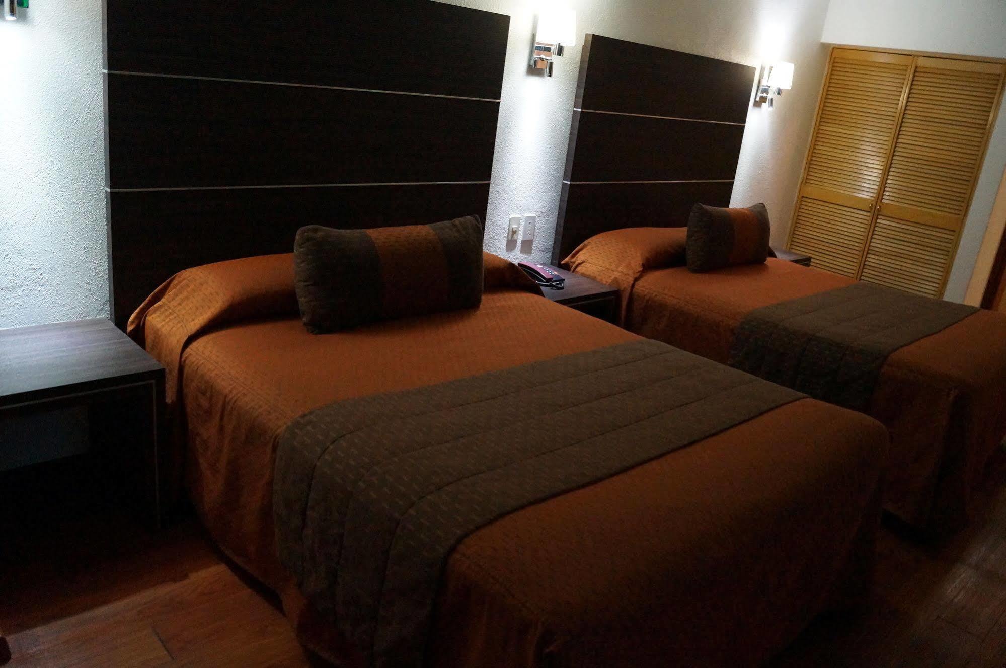 Hotel Villa De Madrid Meksyk Zewnętrze zdjęcie